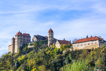Fototapeta na wymiar Ausblick auf das Harburger Schloss an einem Oktobermorgen