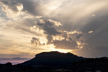 Atardecer en la montaña

