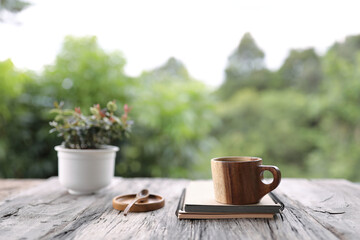 Sweet Acacia wooden cup with notebook and tokyo snow plant in white pot