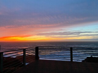 Fototapeta na wymiar Sunset on the Pacific Coast