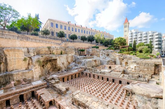 Archaeological ruins of brick vaults in ancient Roman bath