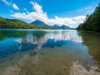 Fuschlsee, Salzburger Land, Österreich, an einem Sommertag 