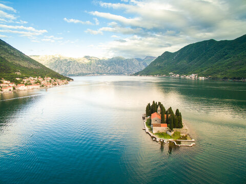 Scenic view of Ostrvo Sveti Dorde