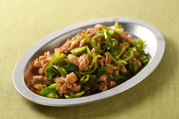 ピーマンと豚バラ肉の炒め物
