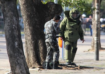 Esquadrão Antibomba © Kais Ismail