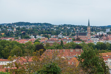 Fototapeta premium オーストリア グラーツのシュロスベルクの丘からの風景