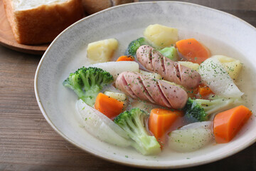 野菜たっぷりのポトフ