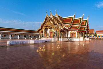 Fototapeta na wymiar Wat Pratat Choeng Chum, It is a major temple and sacred religious monument of Sakon Nakhon Province, Thailand
