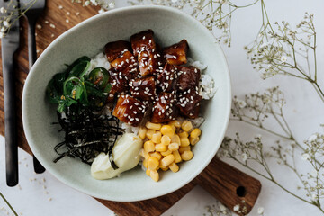 Eel salad with vegetables