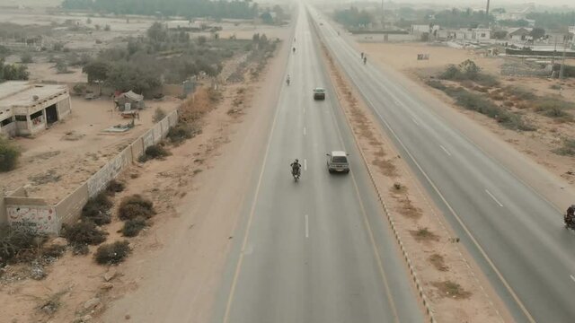 Arrival Of Traffic Travelling On Karachi to Hyderabad Motorway