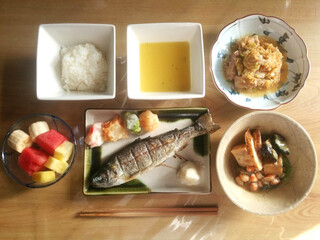 Grilled fish lunch set (Rainbow trout) / 焼き魚定食（ニジマスの塩焼き）