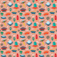 Ufo and aliens Seamless pattern. Cute Doodles space ships sketch. Hand drawn Cartoon Vector illustration