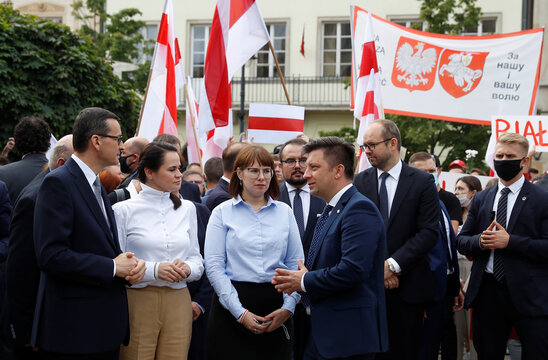 Belarusian opposition leader Tsikhanouskaya visits Poland