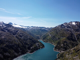 Obraz premium lake and mountains