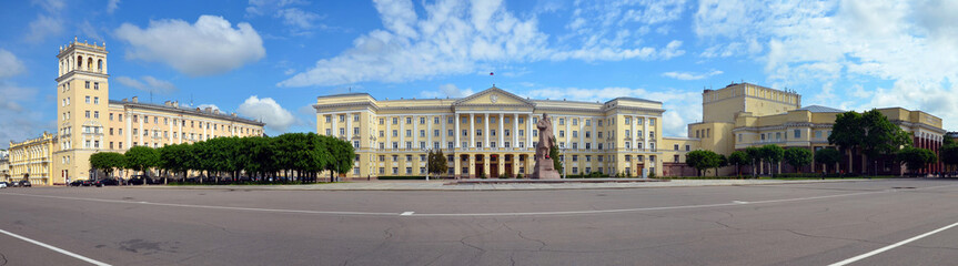 Lenin square, regional government building and Lenin monument. Smolensk city, Smolensk Oblast, Russia.