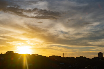 眩しい夕日