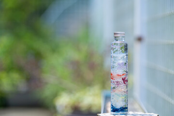 アジサイとカスミソウのハーバリウム