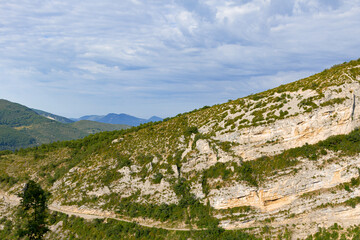 Fototapeta na wymiar Montagnes des Baronnies provençales 
