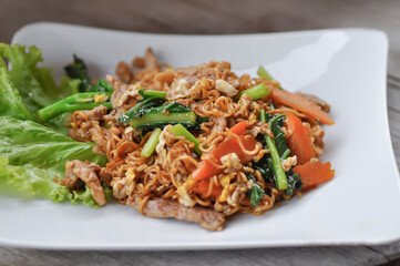 noodles ,stir fried noodles