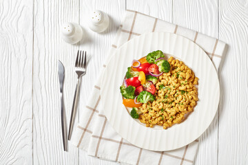 vegan mac and cheese with veggies salad