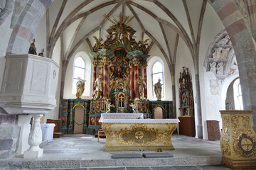 neue Pfarrkirche St. Maria Himmelfahrt - Innenansicht