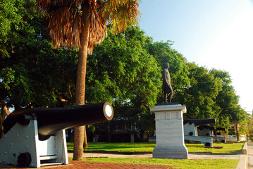 Fototapeta premium White Point Gardens honors the Confederate soldiers in Charleston South Carolina