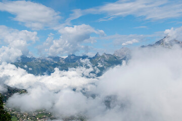 Nuage - ciel brouillard , montagne de Veysonnaz Suisse