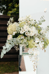 Floral compositions. White flowers. Flowers at the wedding. 