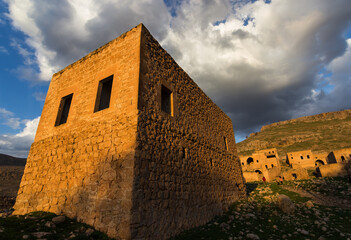 Assyrian village and old stone house mardin qillit, an old abandoned house, ruined village, houses without life