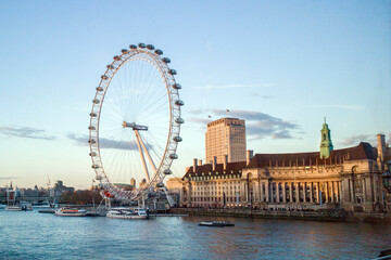 London England along Thames river at sunset - obrazy, fototapety, plakaty