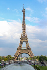Fototapeta na wymiar Torre Eiffel in Paris, France