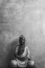 buddha statue black and white