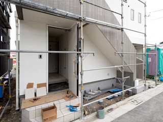 住宅の建設現場