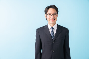 笑顔のミドル男性　ビジネス
