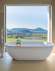 Amazing bath with a view in New Zealand