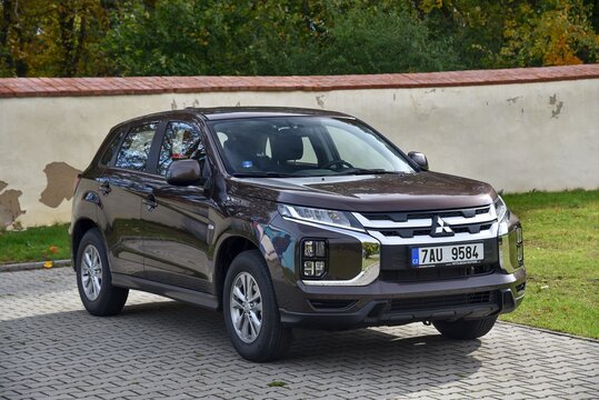 Mitsubishi ASX. General view. 10-10-2019, Prague, Czech Republic.