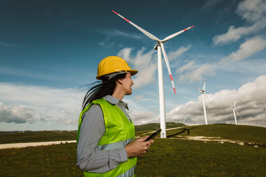 Windmill engineer inspection and progress check wind turbine