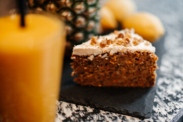 
unglaublich leckerer Karottenkuchen