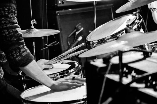 Batteur noir et blanc  / Drummer black and white