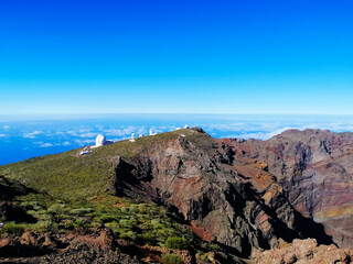 Obraz premium Observatory on top of a Volcano