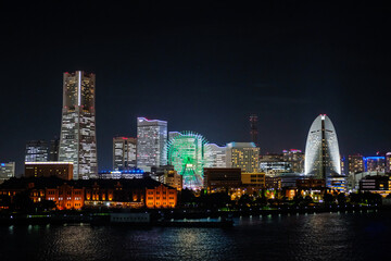 神奈川県横浜市みなとみらいの夜景(大さん橋)