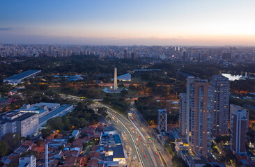 Fototapeta na wymiar obelisk of São Paulo at dusk, seen from above, Brazil