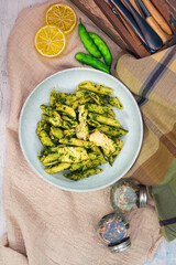 Penne with Chicken and Pesto Sauce