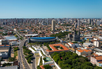 Vista da região central com Catedral Metropolitana e Mercado Central