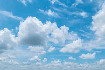 Naklejka na ściany i meble Soft white clouds Floating in the blue sky