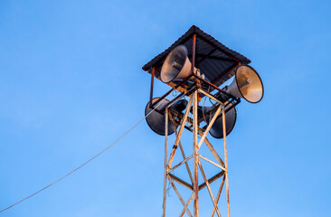 Village news speaker tower, horn speaker