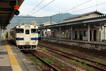The platform of Yatsushiro Station of Kumamoto.