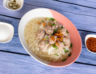 Thai Food Mixes of Rice Dishes and Noodles 