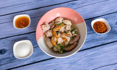 Thai Food Mixes of Rice Dishes and Noodles 