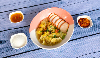 Thai Food Mixes of Rice Dishes and Noodles 